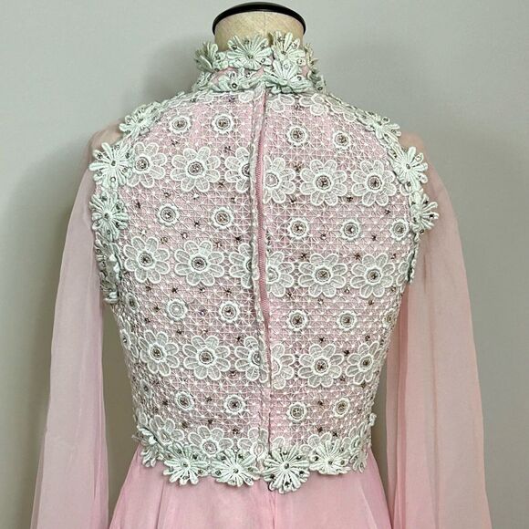 Not Available - Picture 4 of 16